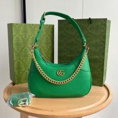 Gucci Hobo Bags